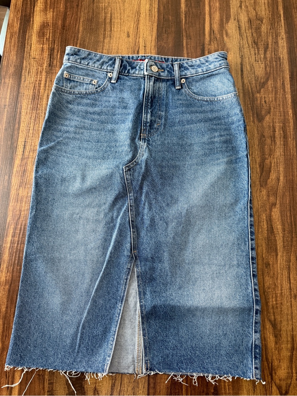 Lucky Brand Denim Pencil Skirt in Medium Blue- midi Jean skirt like new - Picture 3 of 9